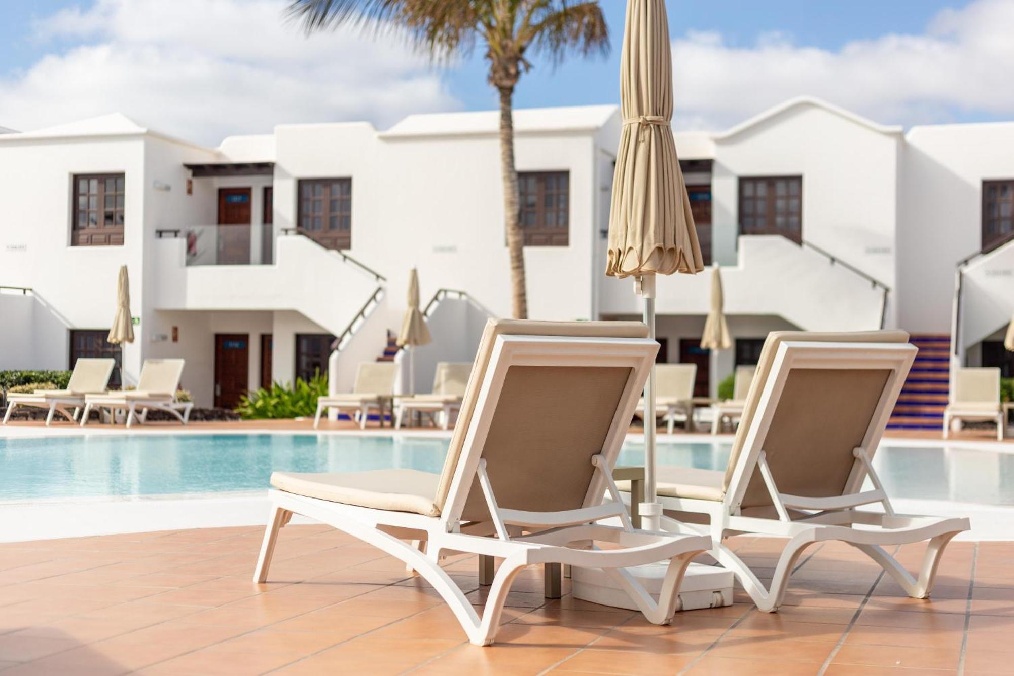 Aparthotel R2 Bahia Kontiki Puerto del Carmen  Exteriér fotografie